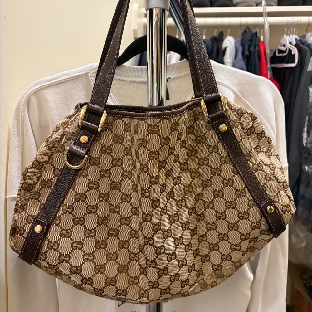 Gucci Hobo Bag ๐ - Picture 6 of 10